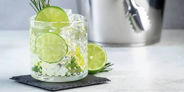 Gin and Tonic, shaken not stirred